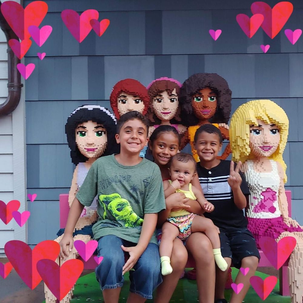 Meet your Posher, Carolina